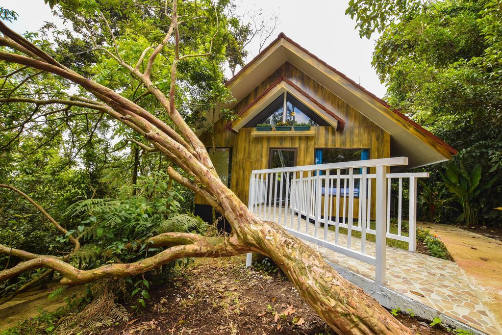 Arenal Waterfall Lodge Villas La Fortuna Ngoại thất bức ảnh